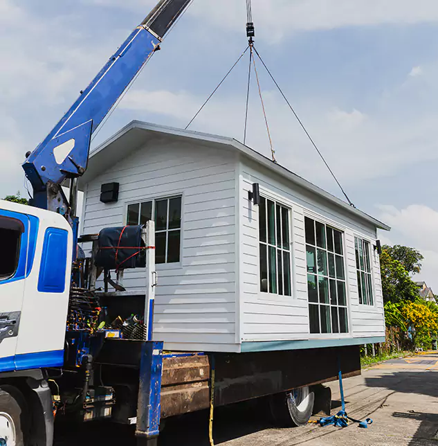 Complete Trailer Roof Replacement Solutions: Keeping Windermere's Trailers Sealed and Road-Ready