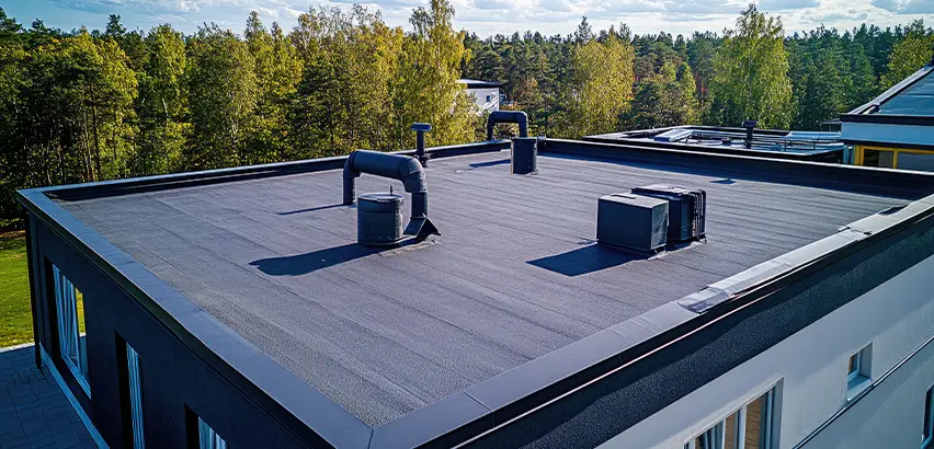 Professional Flat Roof Replacement Services in Windermere, FL